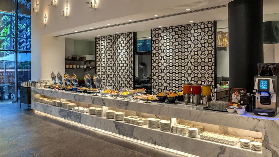 Hyatt Centric Candolim Goa Restaurant