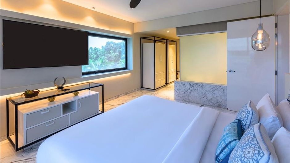 Hyatt Centric Candolim Goa Suite