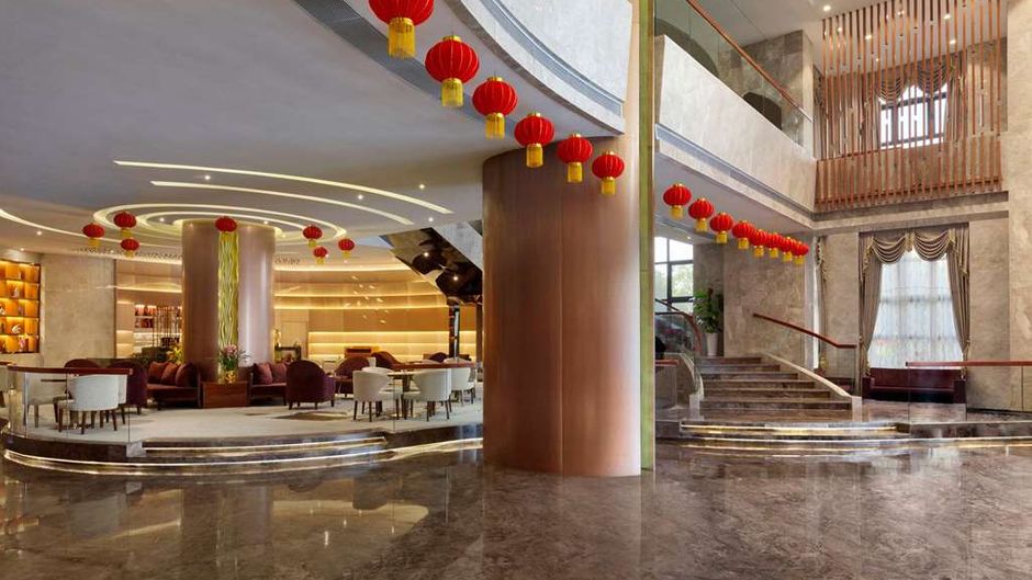 Ramada Foshan Lobby