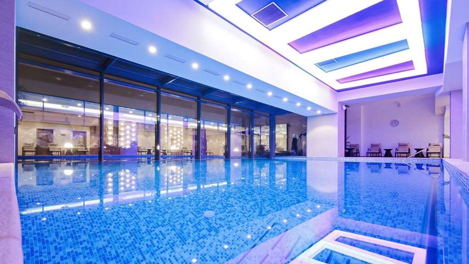 Ramada Plaza Craiova Pool