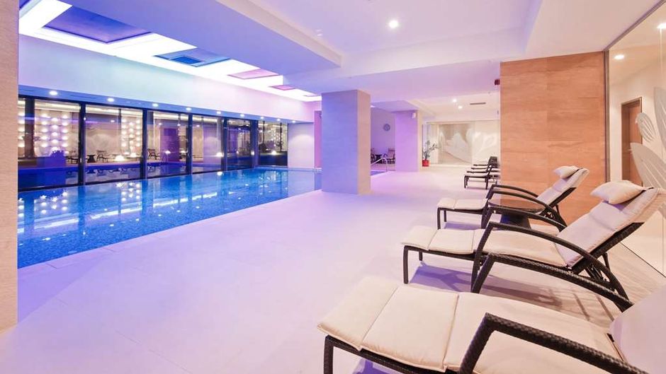 Ramada Plaza Craiova Pool