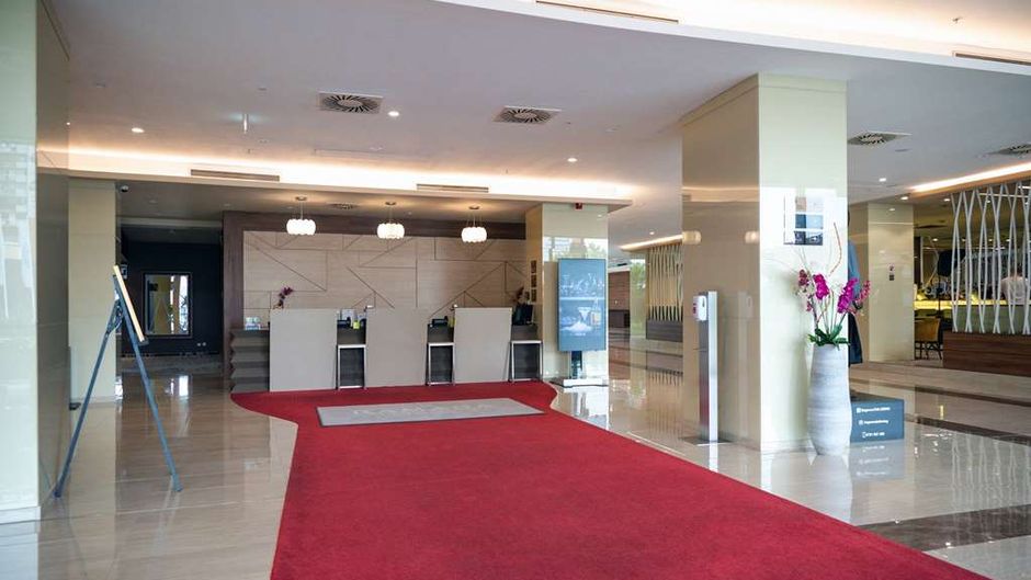 Ramada Plaza Craiova Lobby