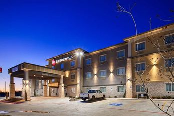 Best Western Plus Lonestar Inn & Suites
