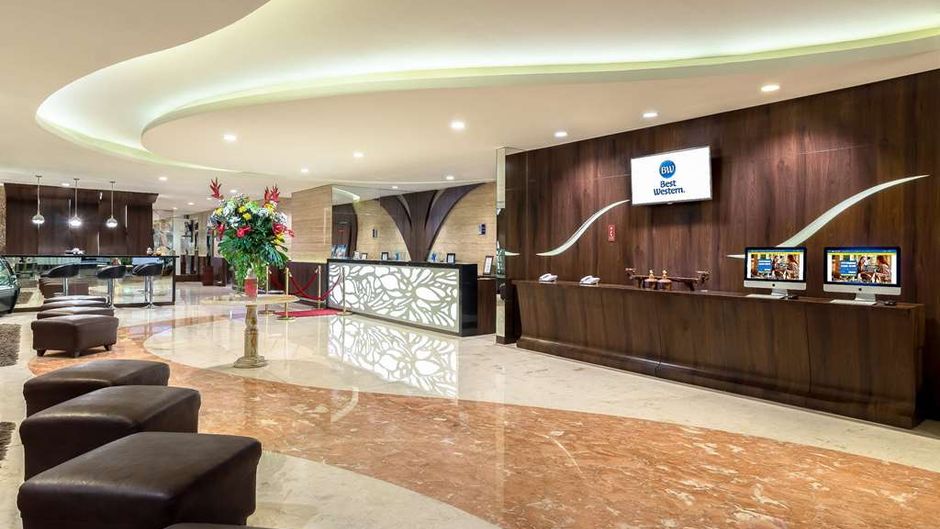 Best Western Papilio Hotel Lobby