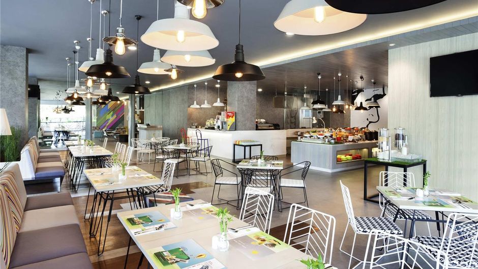 Ibis Styles Jakarta Sunter Restaurant