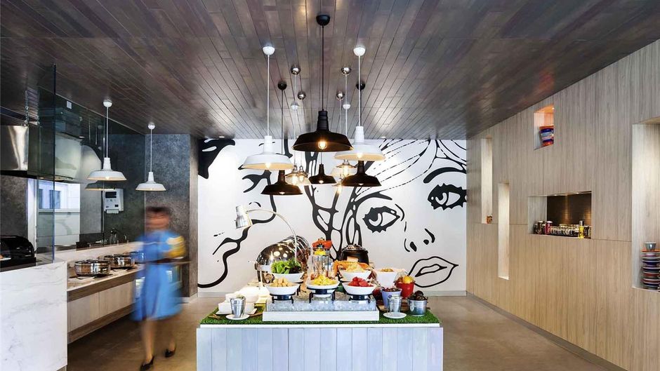 Ibis Styles Jakarta Sunter Restaurant