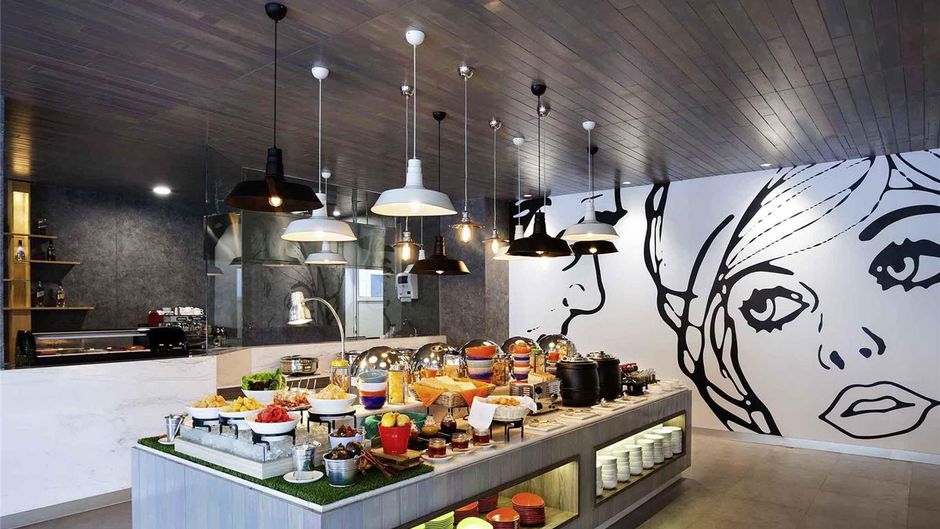 Ibis Styles Jakarta Sunter Restaurant