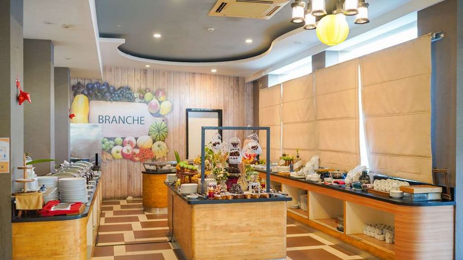 Golden Tulip Essential Belitung Restaurant