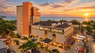 Golden Tulip Essential Belitung