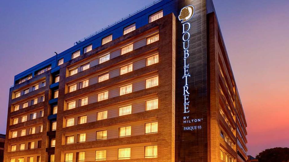 DoubleTree by Hilton Hotel - Parque 93 Exterior