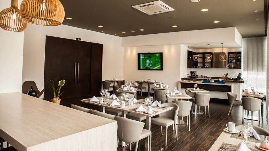 DoubleTree by Hilton Hotel - Parque 93 Restaurant