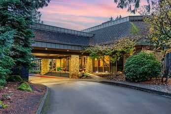 Best Western Premier at The Mountain
