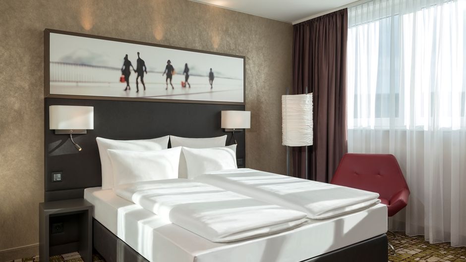Dorint Airport-Hotel Zurich Room