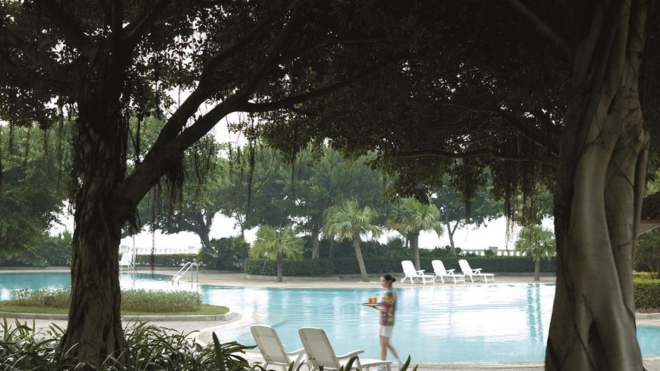 Shangri-La Hotel Beihai Pool