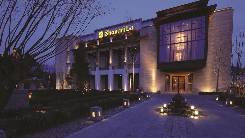 Shangri-La Hotel, Lhasa Exterior