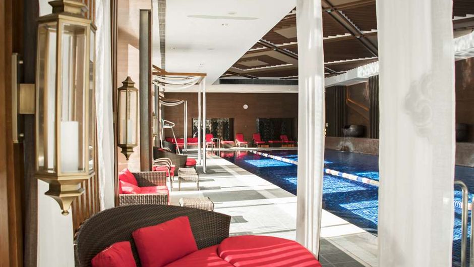 Shangri-La Hotel, Lhasa Pool