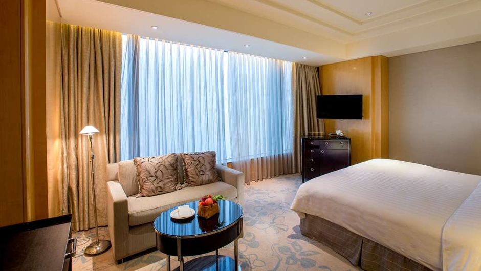 Shangri-La Nanjing Room