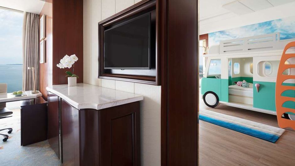 Shangri-La Qinhuangdao Suite