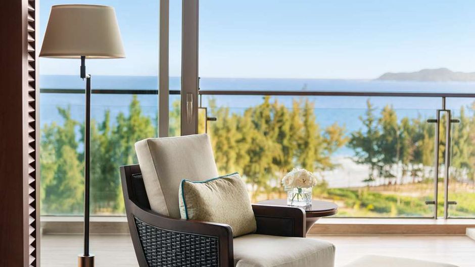Shangri-La Sanya Resort & Spa Suite
