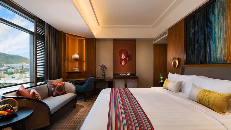 Shangri-La Resort Room