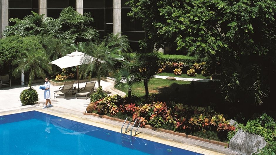 Shangri-La Hotel Shenzhen Pool