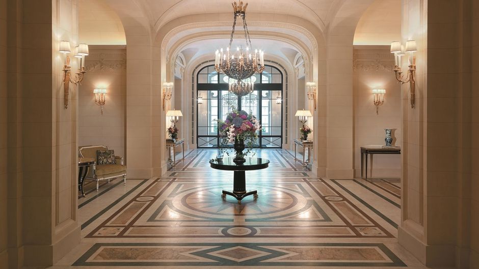 Shangri-La Hotel, Paris Lobby