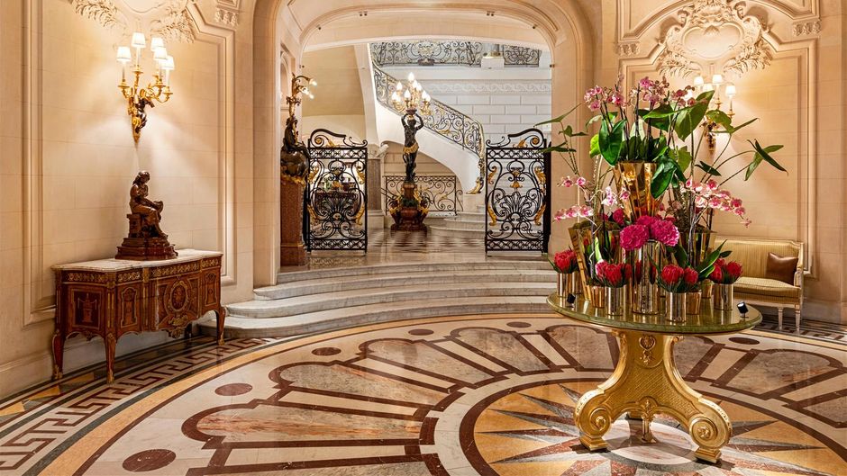 Shangri-La Hotel, Paris Lobby