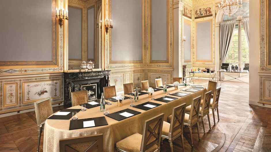 Shangri-La Hotel, Paris Meeting