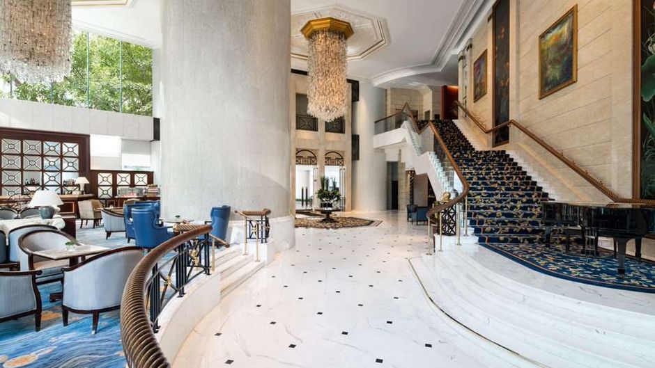 Island Shangri-La Hong Kong Lobby