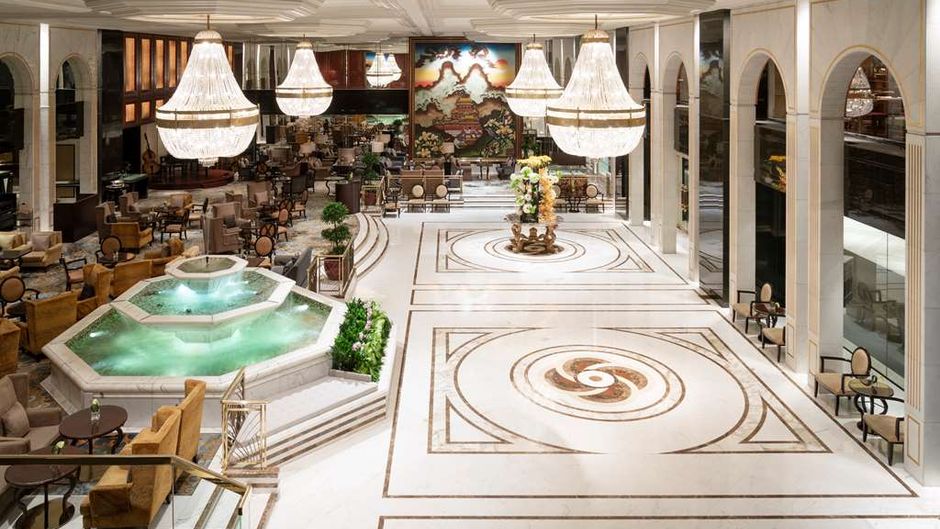 Kowloon Shangri-La Lobby