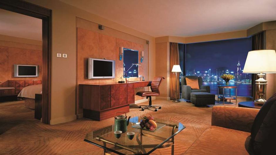 Kowloon Shangri-La Suite