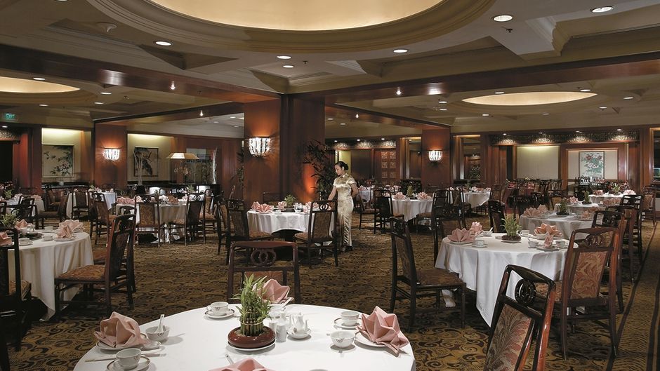 Shangri-La Hotel Surabaya Restaurant