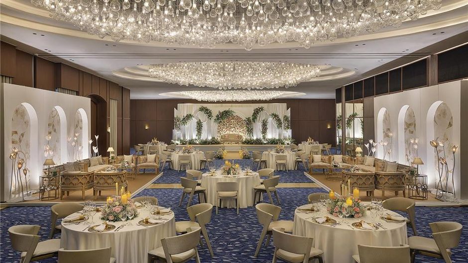 Shangri-La's Eros Hotel, New Delhi Ballroom