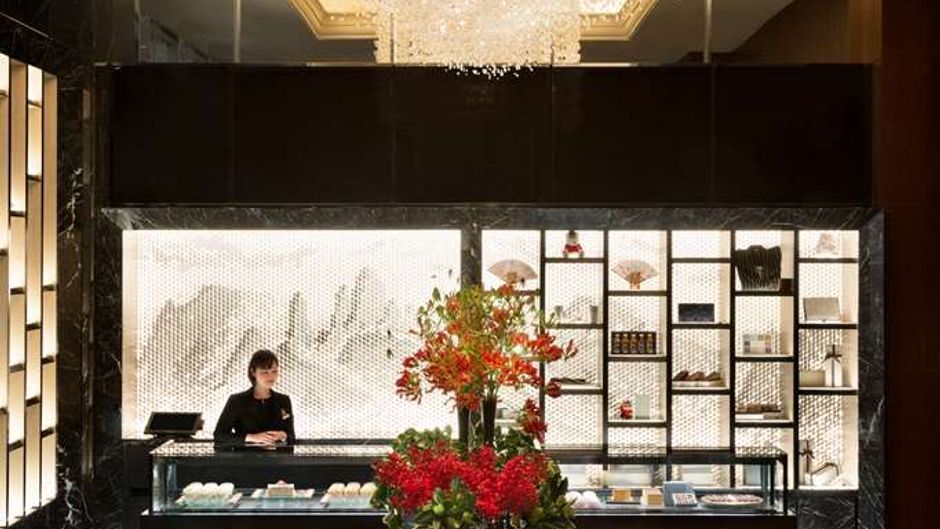 Shangri-La Hotel, Tokyo Lobby