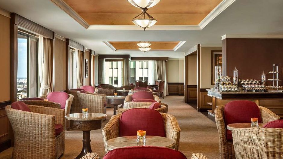 Sule Shangri-La, Yangon Restaurant