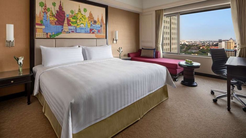 Sule Shangri-La, Yangon Room
