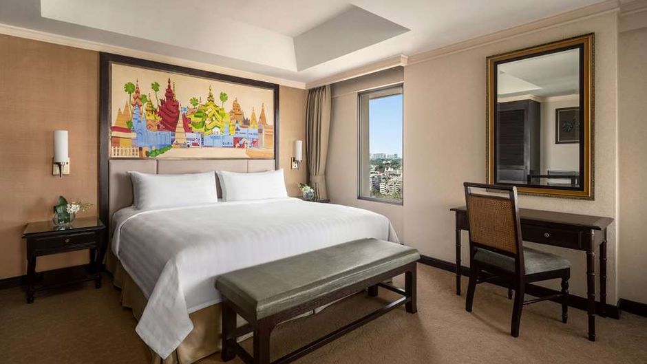 Sule Shangri-La, Yangon Suite