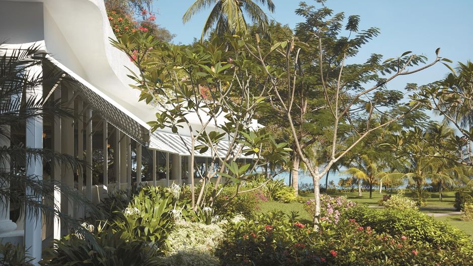 Golden Sands Resort by Shangri-La Restaurant
