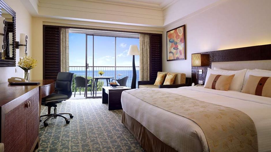 Shangri-La's Mactan Island Resort Room