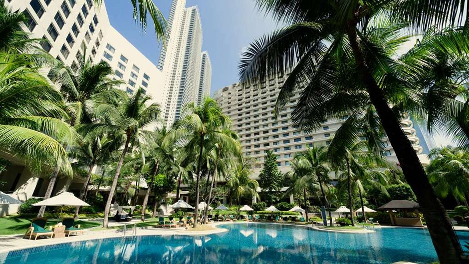 Edsa Shangri-La, Manila Exterior