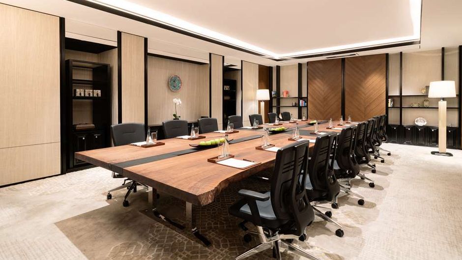 Shangri-La Hotel, Singapore Meeting