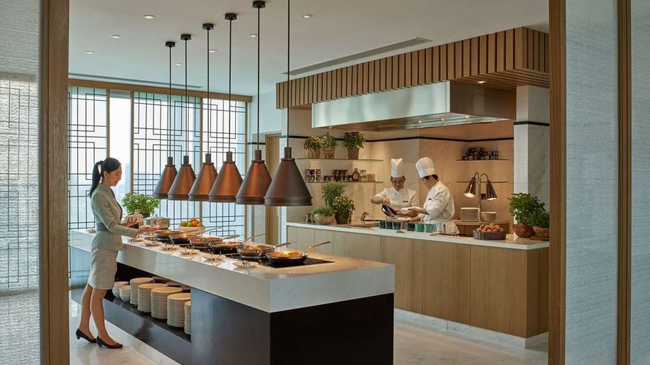 Shangri-La Hotel, Singapore Restaurant