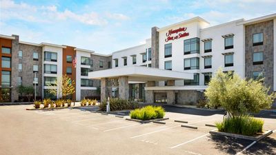 Hampton Inn & Suites Napa