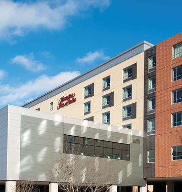 Hampton Inn & Stes Grand Rapids Downtown