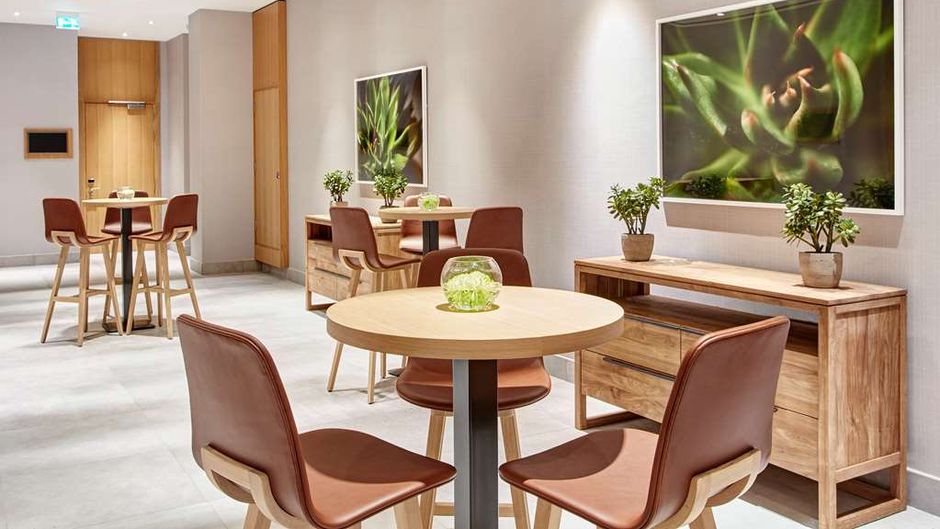 Hilton Garden Inn Dubai, Mall Avenue Lobby