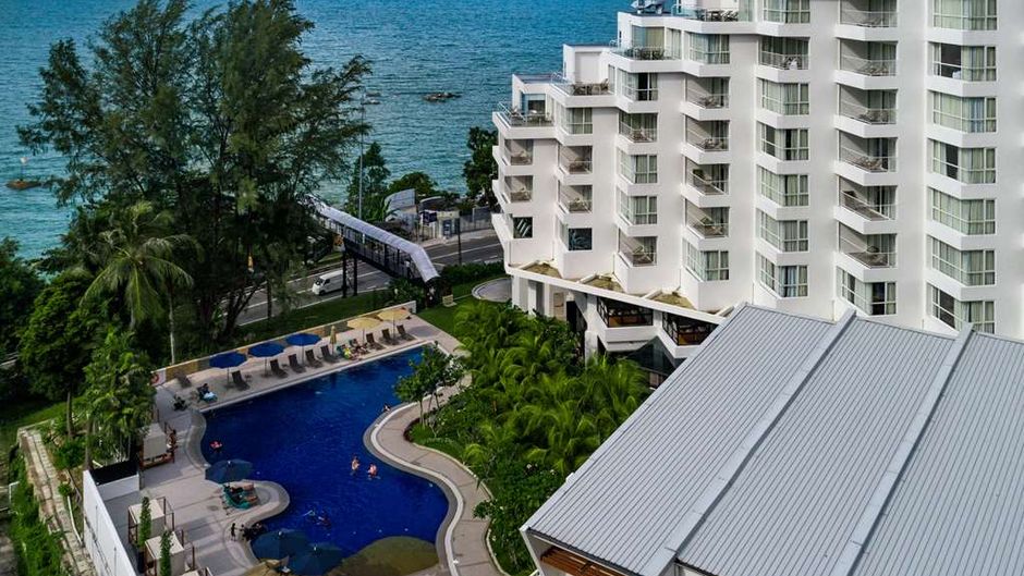 DoubleTree Resort by Hilton Penang Pool