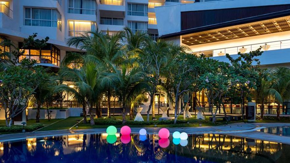 DoubleTree Resort by Hilton Penang Exterior