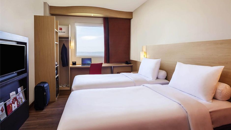 Ibis Manado City Center Blvd Hotel Room