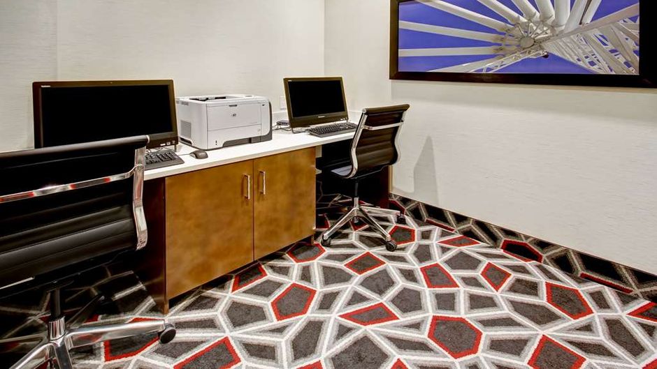 Hampton Inn & Suites Medicine Hat Other