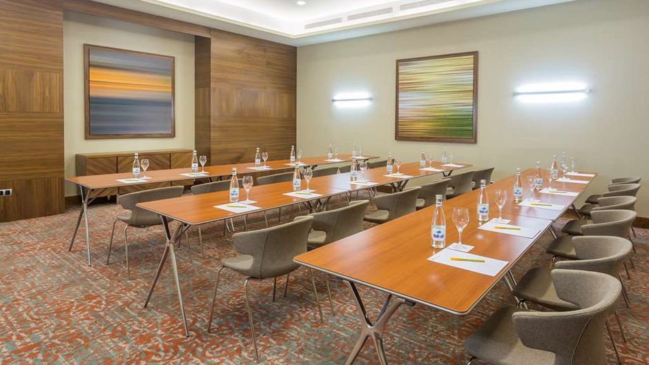 Hilton Garden Inn Tanger City Center Meeting